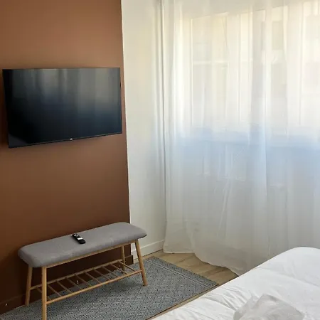 Апартаменты Pasteur - 40m2 Cosy Neuf Avec Garage Prive *